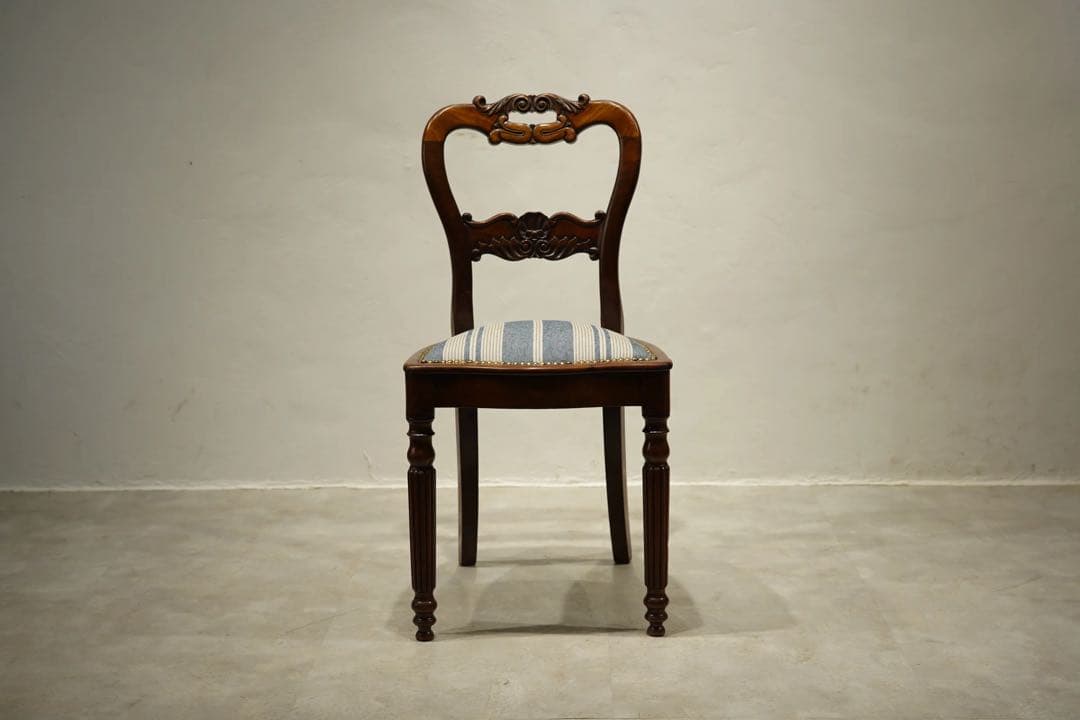 バルーンバックチェア　リージェンシー様式　ウォルナット　フランス　アンティーク