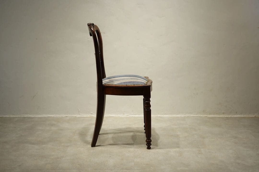 バルーンバックチェア　リージェンシー様式　ウォルナット　フランス　アンティーク