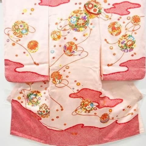 正絹綸子☆金駒刺繡☆ピンク重ねに心うきうき瞳きらきら☆3歳七五三向け祝い着