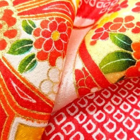 正絹綸子☆金駒刺繡☆ピンク重ねに心うきうき瞳きらきら☆3歳七五三向け祝い着