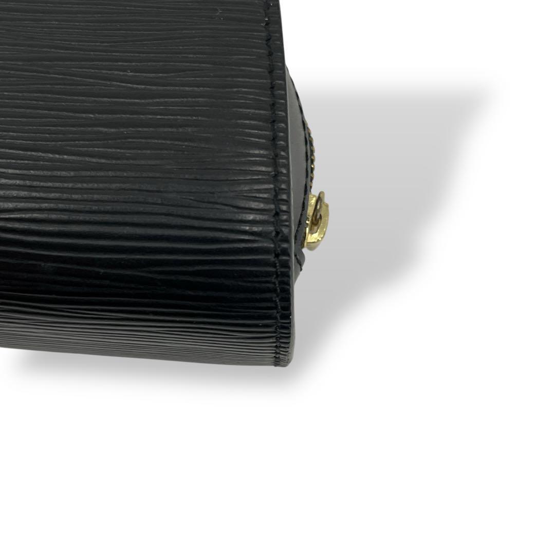 ルイヴィトン　ドーフィーヌPM ポーチ　エピ　小物入れ　ブラック　M48442