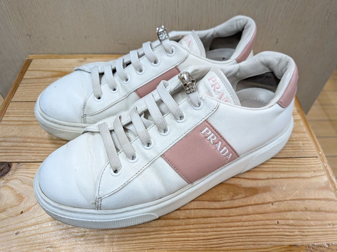 PRADA　レザースニーカー　イタリア製