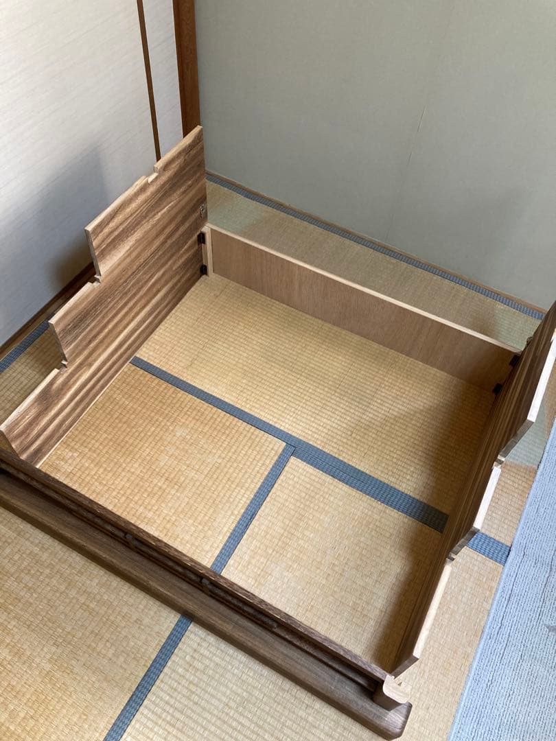 【最終値下げ】　雛壇のみ　三段飾り　焼桐畳台