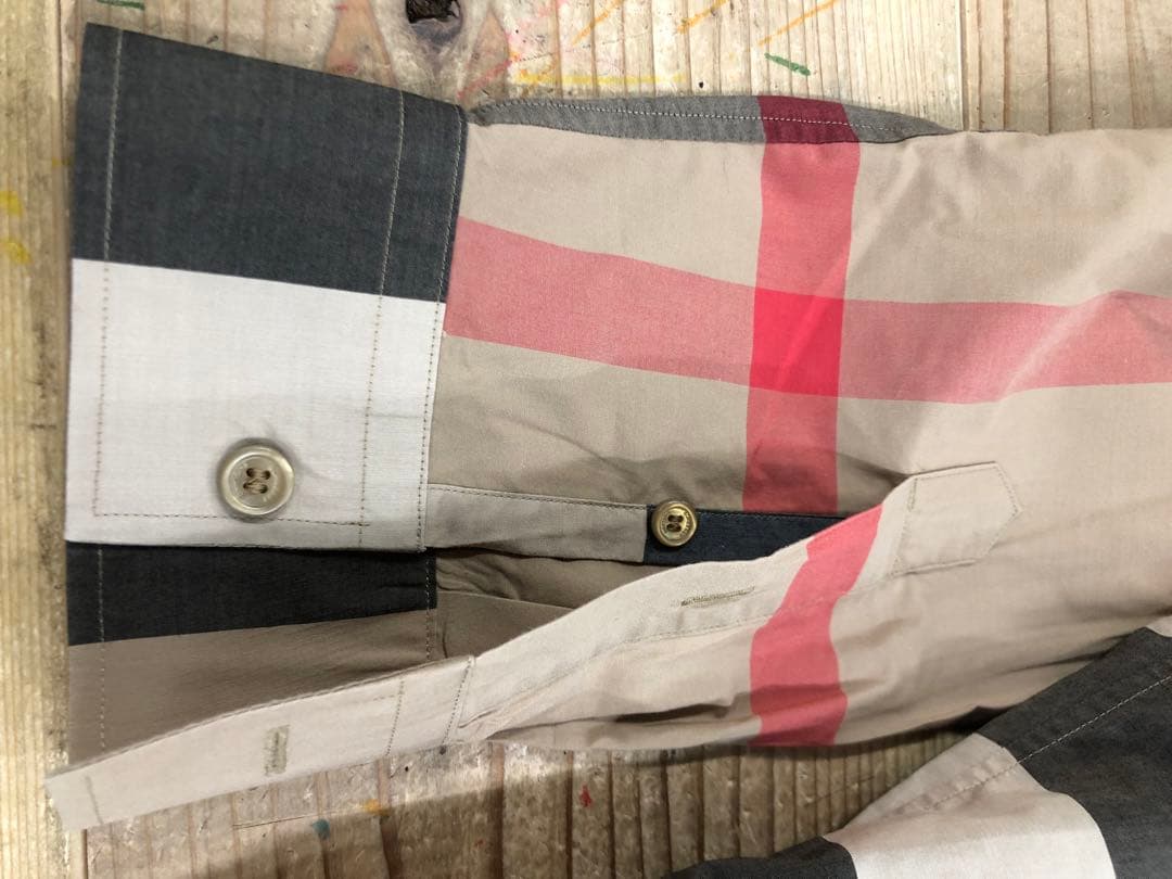 knmen126-0736 Burberry メガノバチェックシャツ
