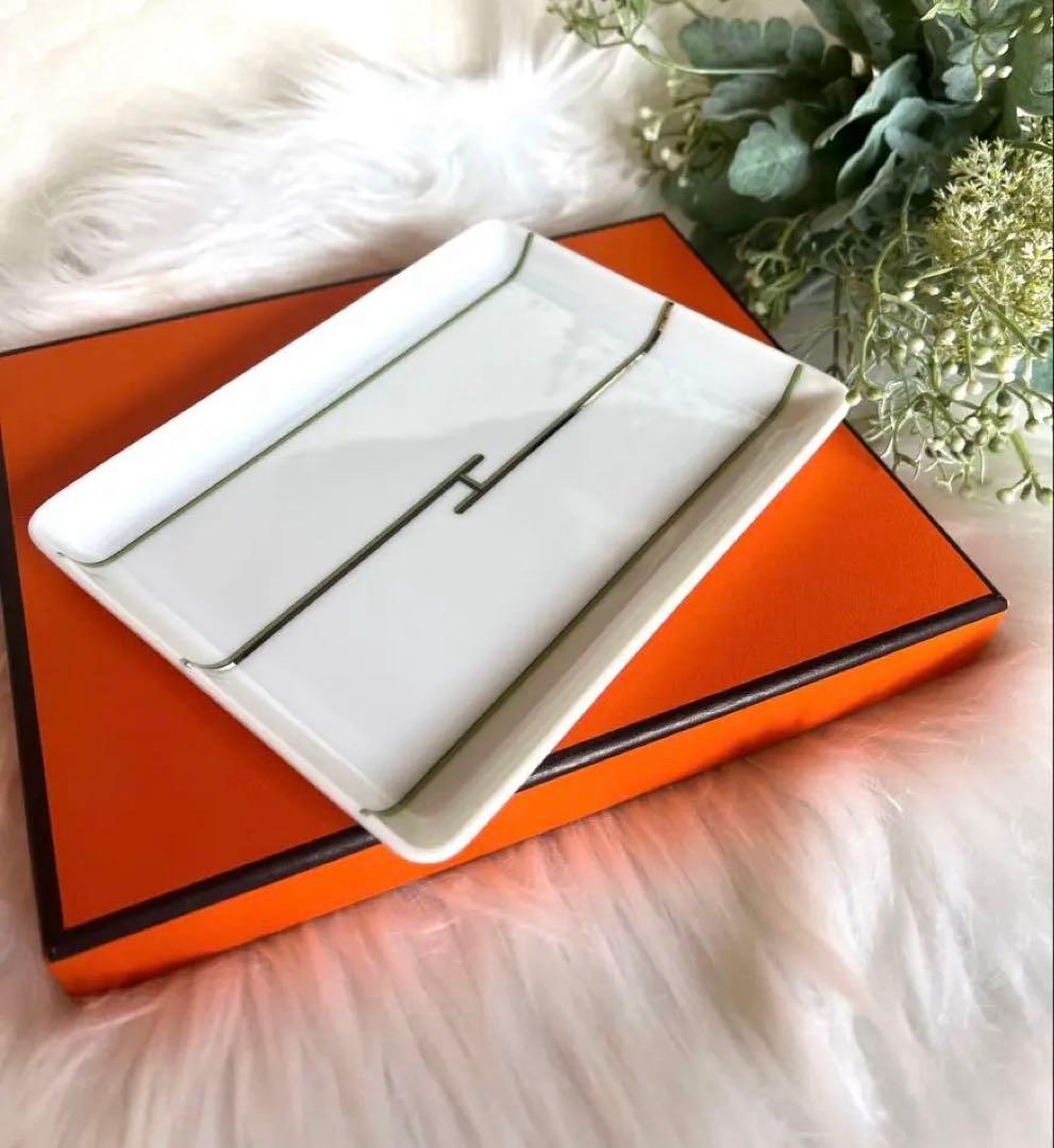 HERMÈS リズム スクエアプレート ホワイト×グリーン 箱・ショッパー付き