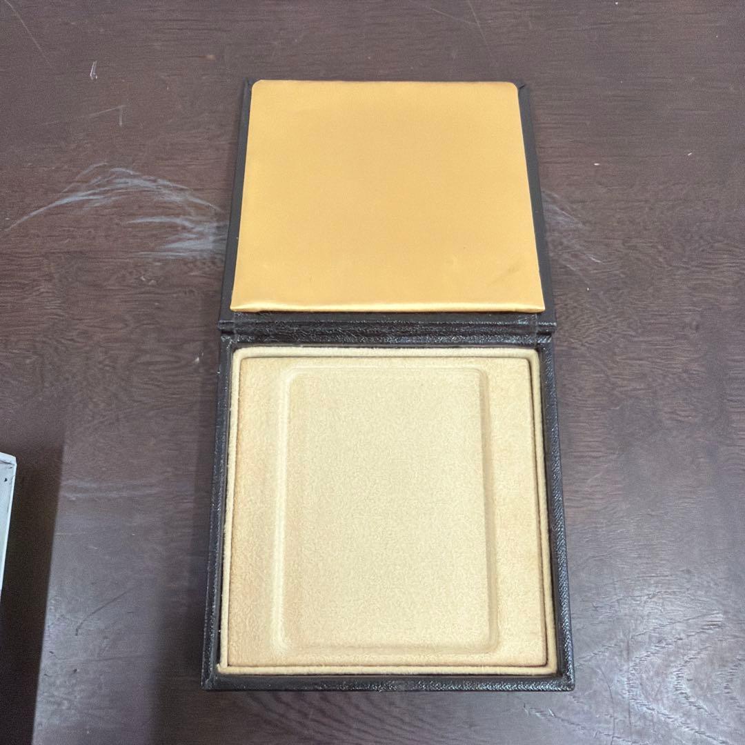 【本体なし】天皇陛下御即位記念　10万円金貨　空ケース