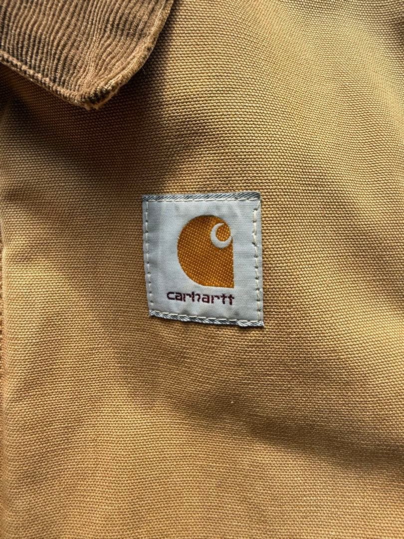美品　ゴールデンサイズ　Carhartt トラディショナルジャケット