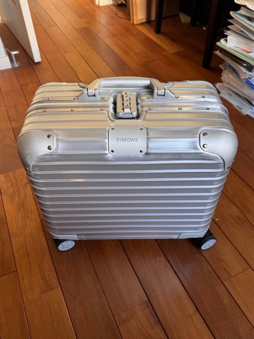 RIMOWAオリジナルコンパクト