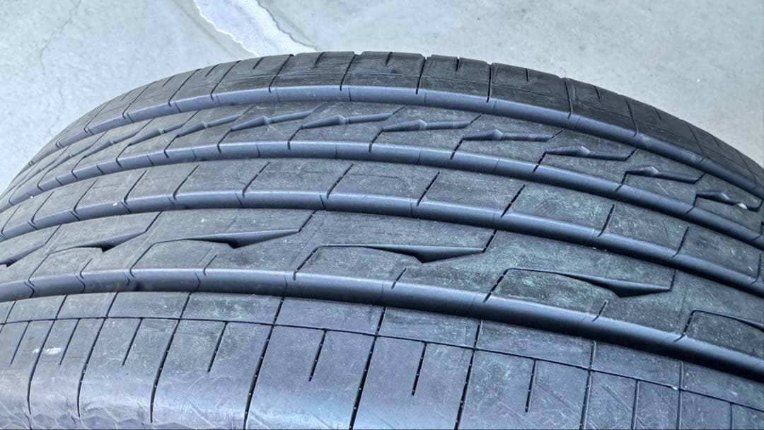 ALENZA LX100 225/60R17 99H ほぼ新品
