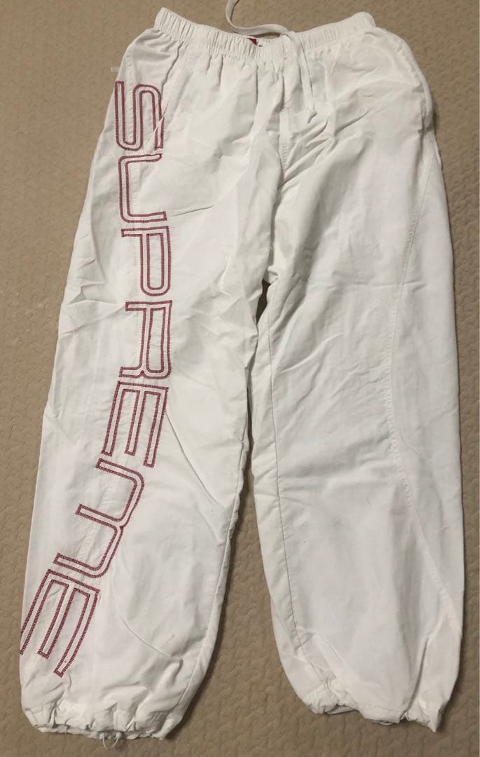パンツ SUPREME Spellout Embroidered Track Pant