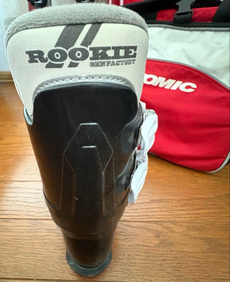 モケのページです‼️ATOMIC 130 ジュニアスキーchackymade