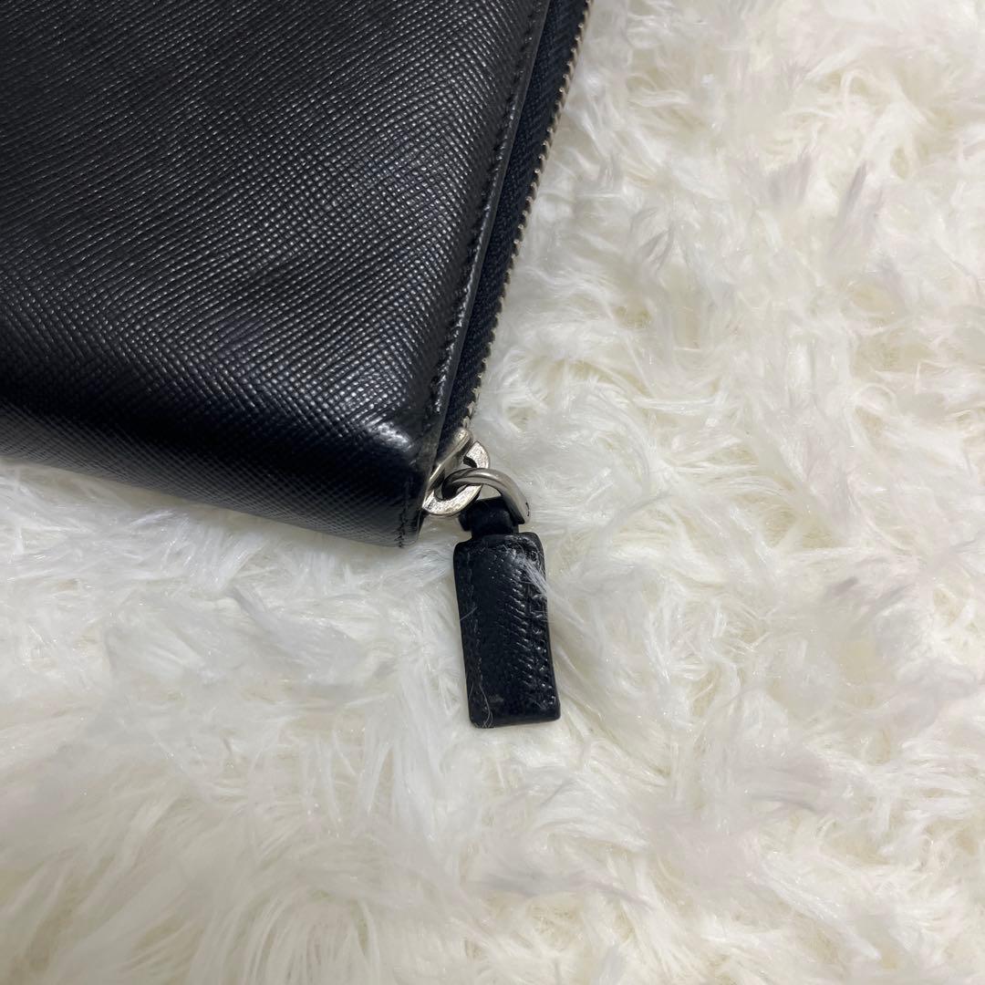 PRADA プラダ　ブラック　レザー　長財布 サフィアーノ　ラウンドジップ