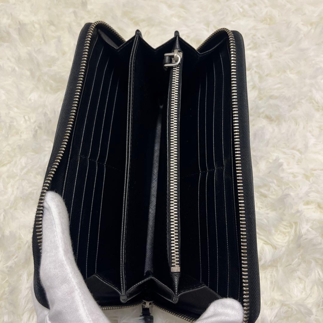 PRADA プラダ　ブラック　レザー　長財布 サフィアーノ　ラウンドジップ