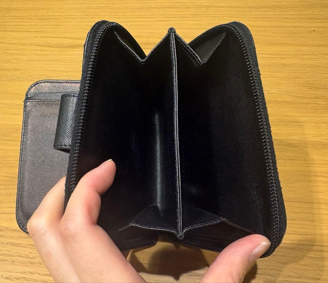 美品 プラダ 折り財布 サフィアーノレザー 三角ロゴ コンパクトジップ ブラック