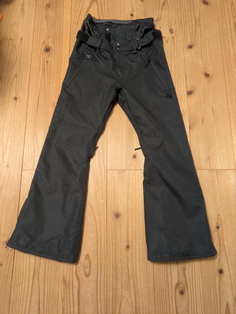 Volcom スノーボードウェア 上下セット パンツはThreeWeather