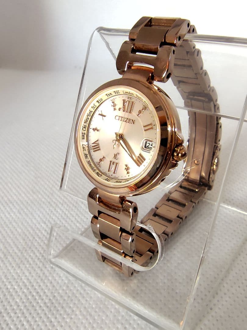 【電波ソーラー、極美品】CITIZEN　シチズン　クロスシー　ワールドタイム