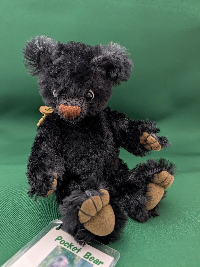 Pocket Bear 黒いぬいぐるみ