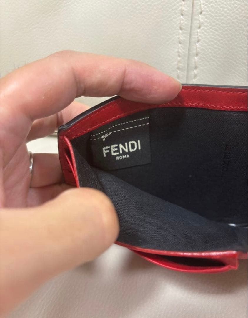 FENDI 二つ折り財布 ブラック/イエロー