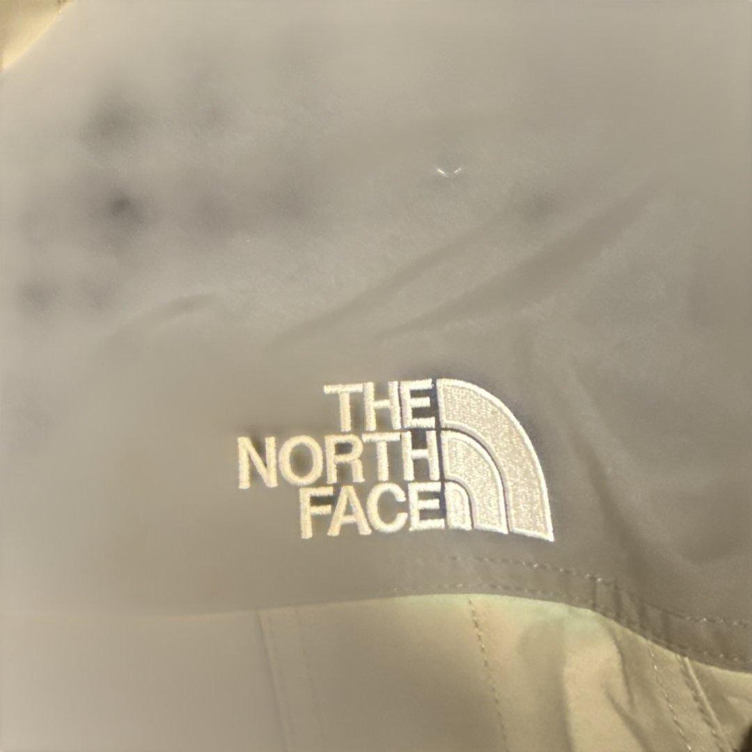 THE NORTH FACE マウンテンパーカー カーキ/ブラック