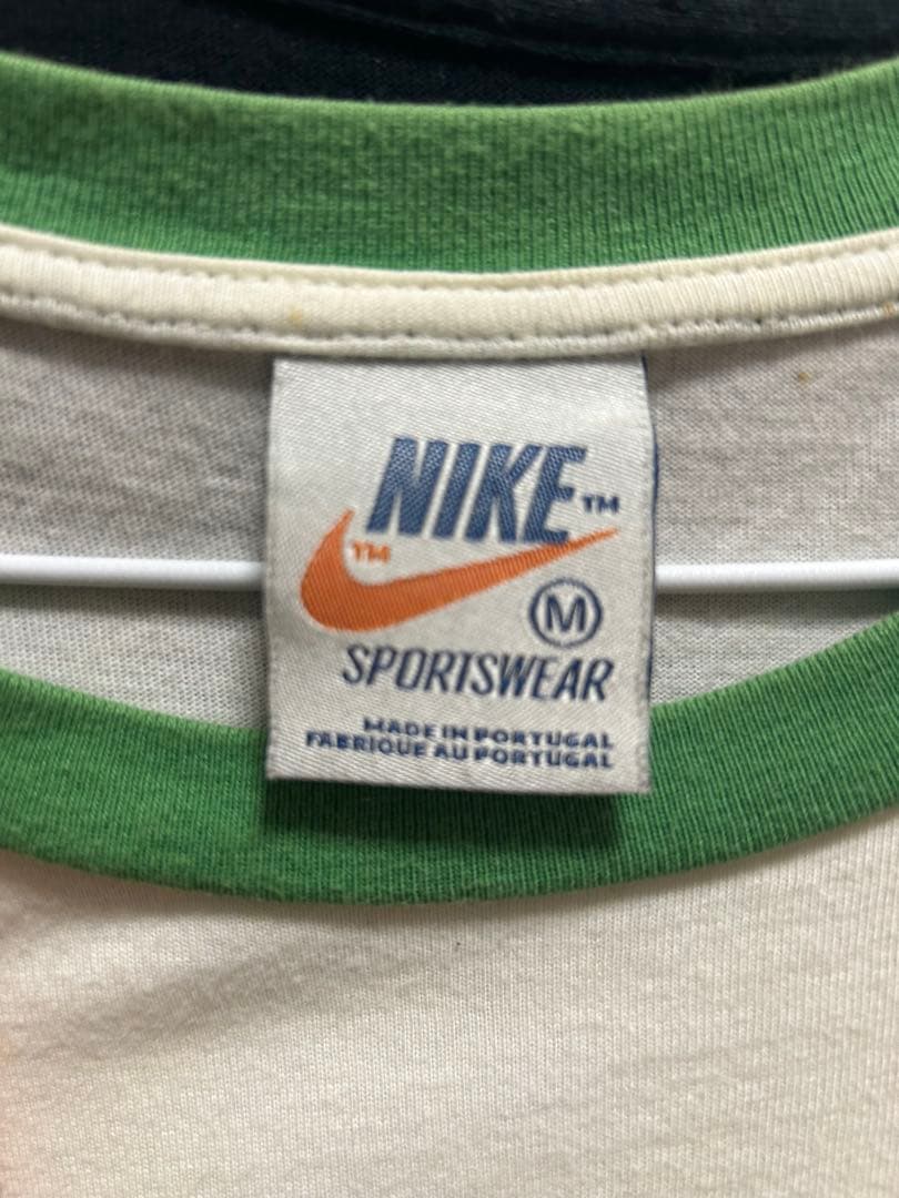 NIKE ナイキ　ゴツナイキ　tシャツ