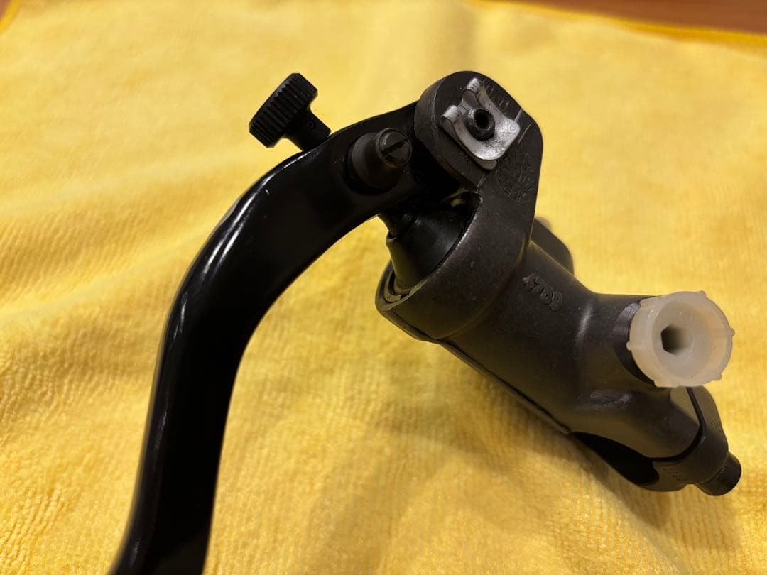 ブレンボ　ラジアルポンプ　ブレーキマスター　16×18