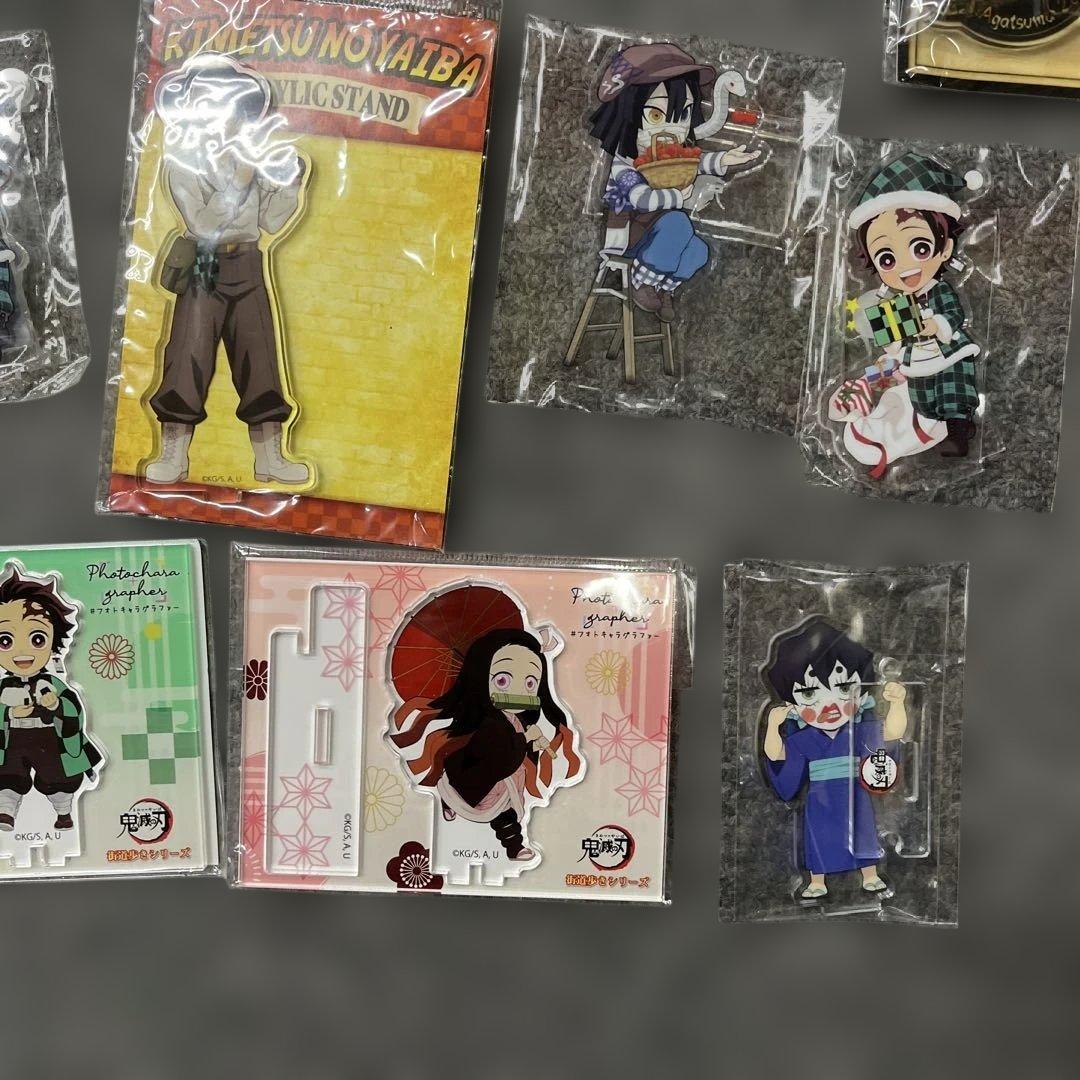 公*o様 221 鬼滅の刃　アクリルスタンド　などまとめ売る　新品