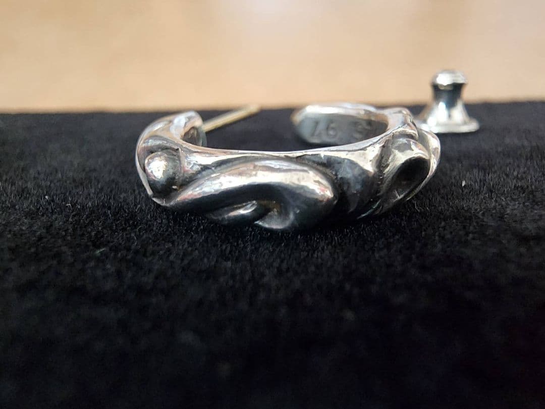 Chrome Hearts クロムハーツ　スクロールフープピアス (片耳用)