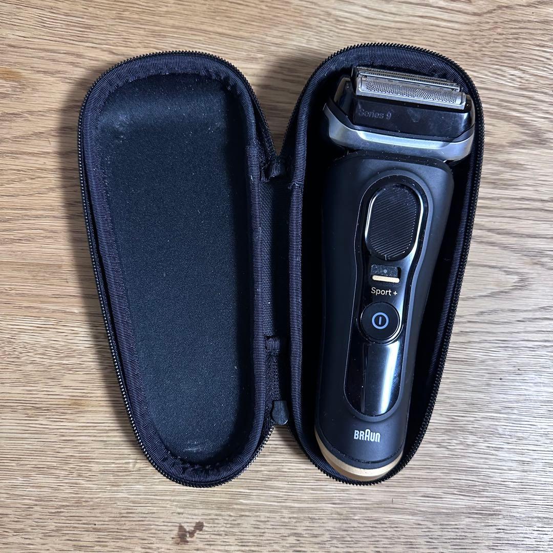 BRAUN 電気シェーバー Series 9 Sports [充電ケース付き]
