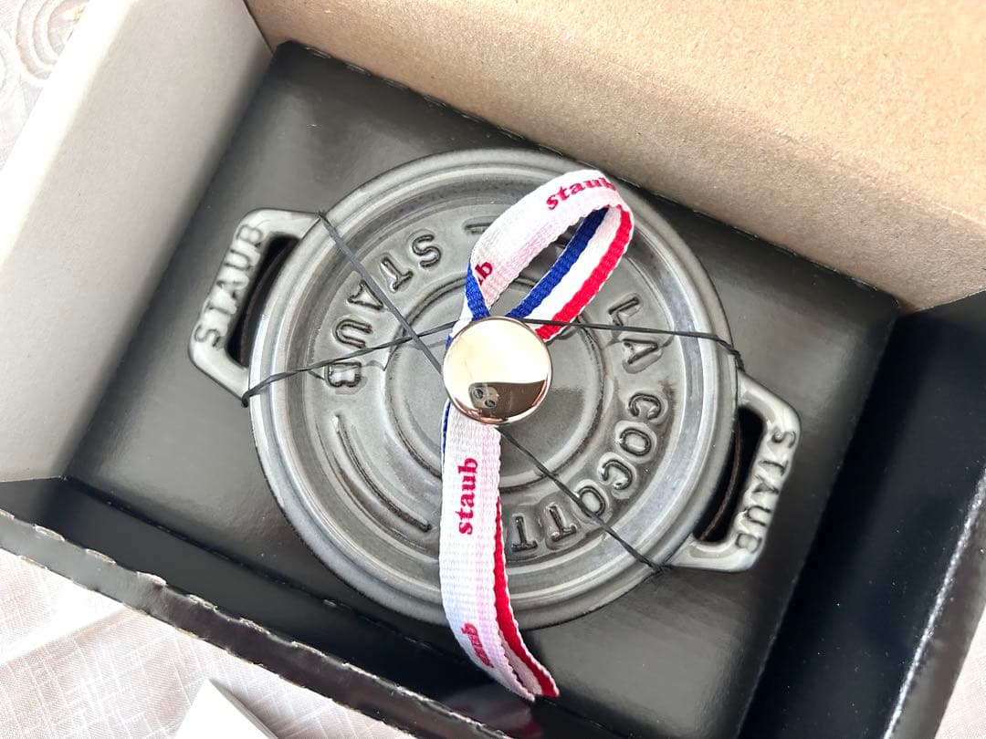 期間限定お値下げ　ピコ・ココット　ラウンド　10cm グレー