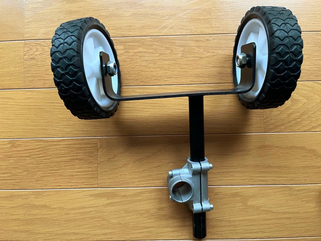 ニシガキＴ型バリカン草刈機 N-854 刈払機取付用＋二輪車セット　中古品