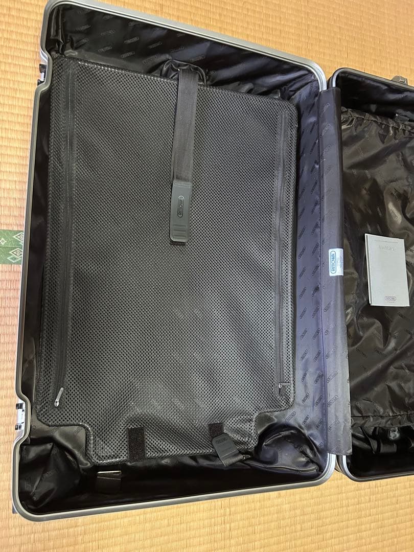 RIMOWA リモア トーパス シルバー スーツケース 82L