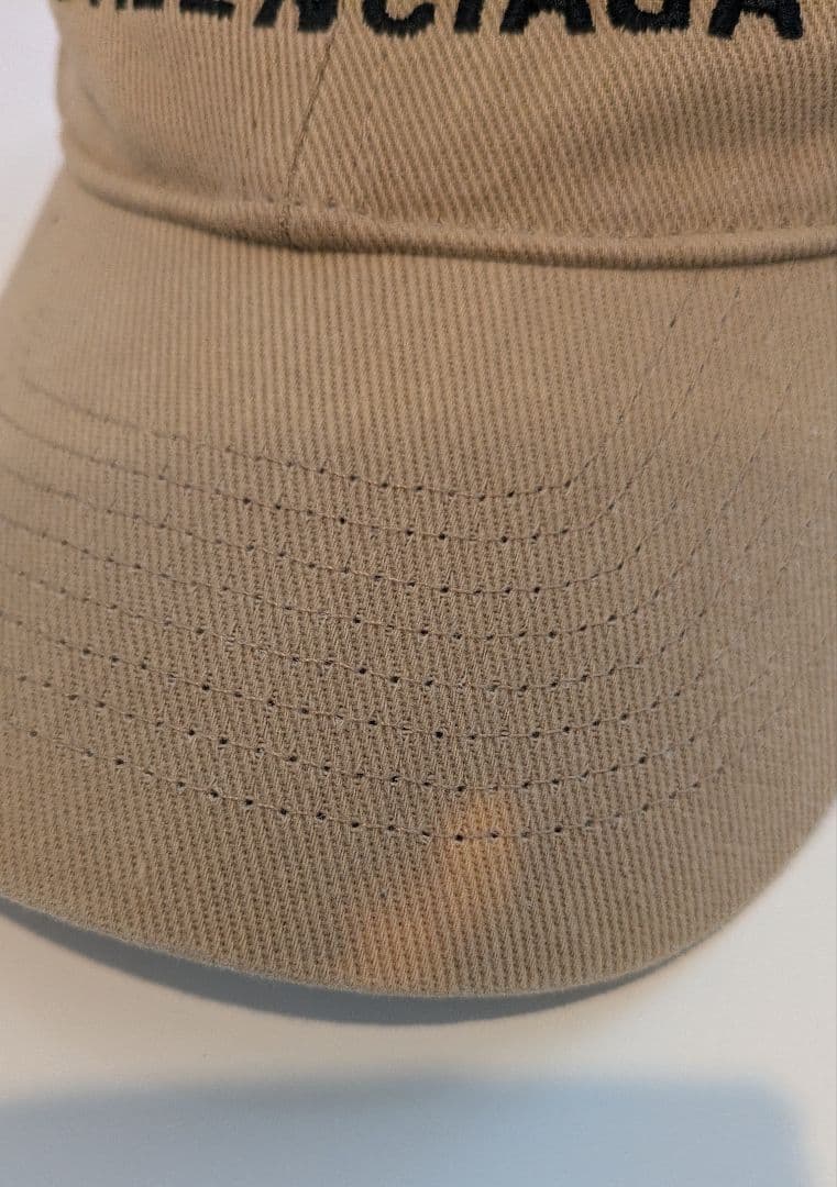 バレンシアガ　帽子