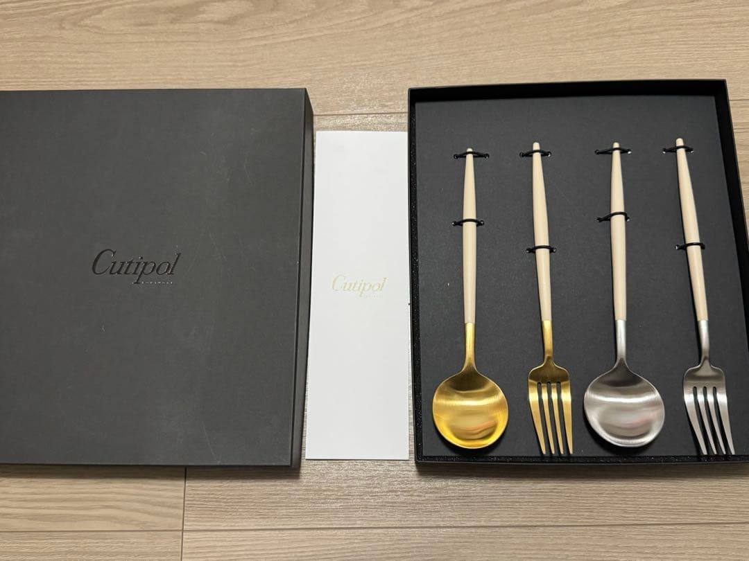 cutipol カトラリー 4本セット ゴアアイボリー ゴールド シルバー