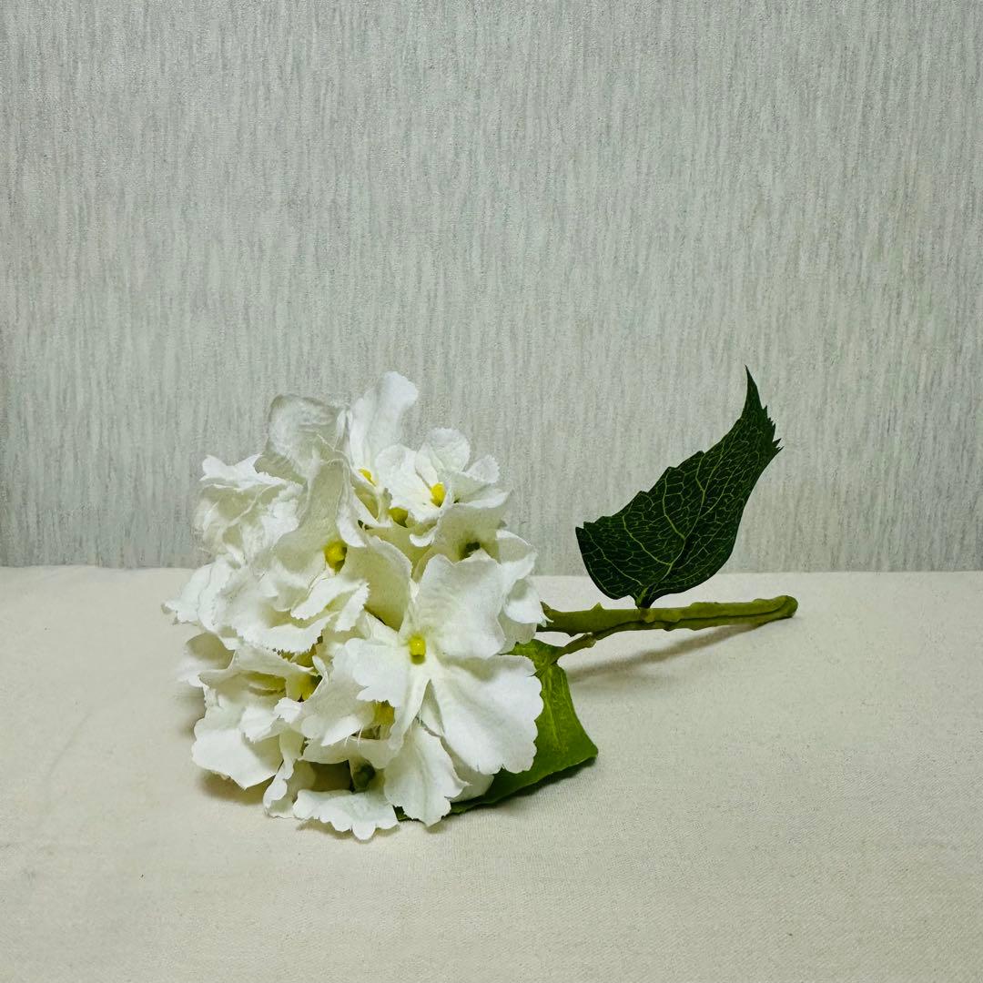 イーストサイドトーキョー　アーティフィシャルフラワー　ブーケ　結婚式　ホワイト