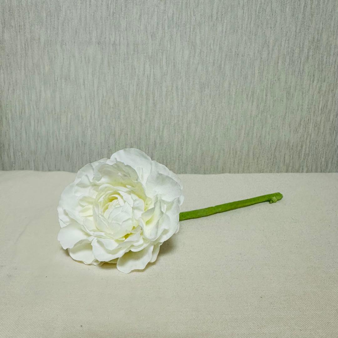 イーストサイドトーキョー　アーティフィシャルフラワー　ブーケ　結婚式　ホワイト