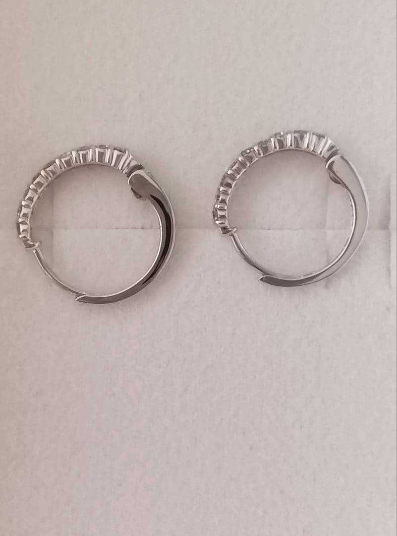 K10 ホワイトゴールド トータル 0.2ct ダイヤモンドピアス