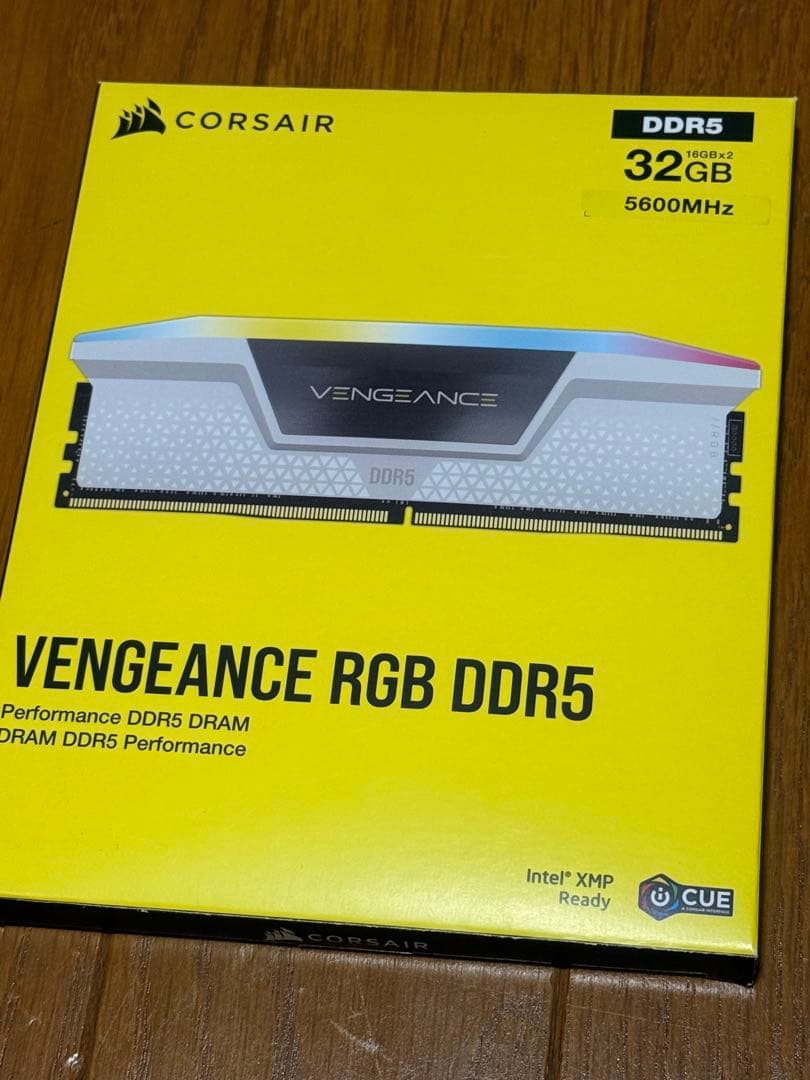 メモリー CORSAIR DDR5 VENGEANCE RGB 32GB 5600MHz