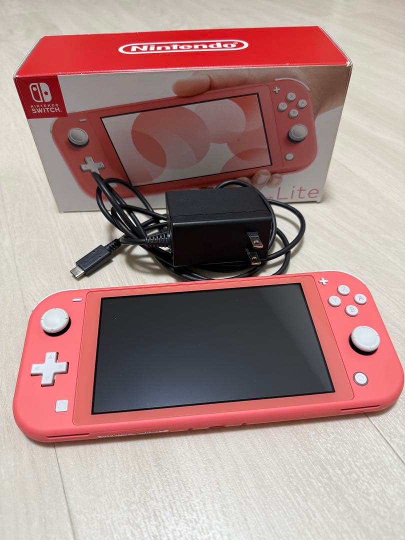 Nintendo Switch Lite コーラル 本体+充電器 箱付き
