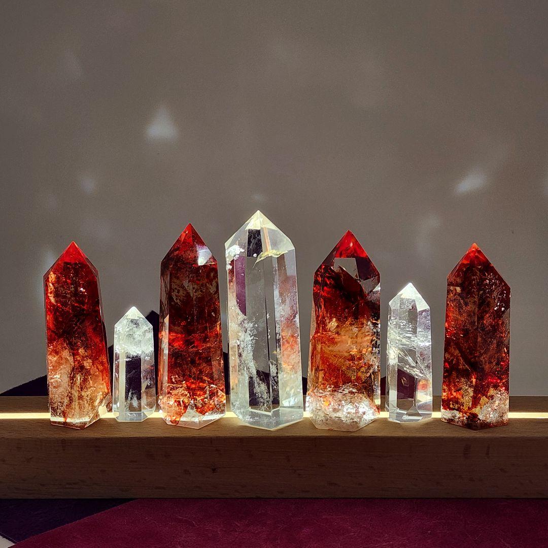 【天然石】ファイヤークォーツ＆水晶 ポイント7本セット LEDライト台座付き