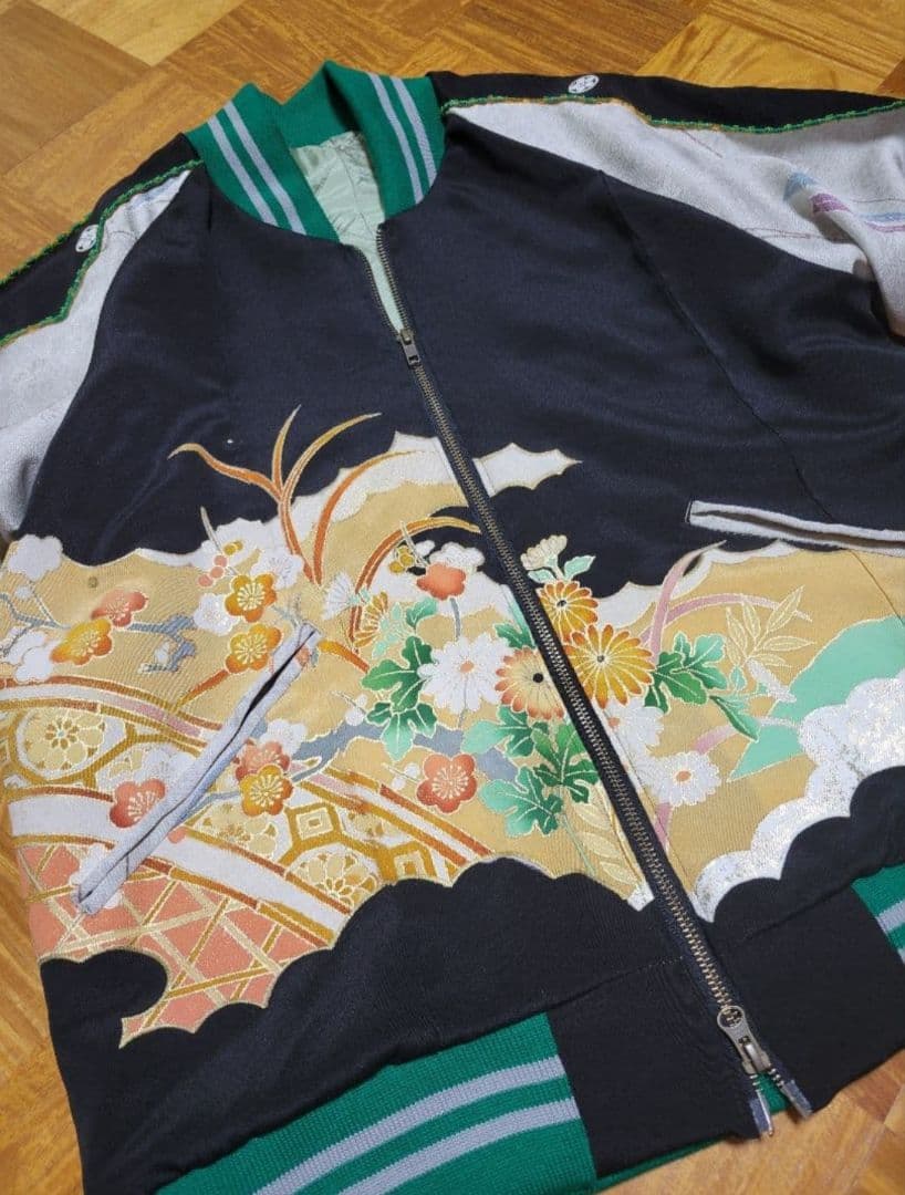 め1223着物リメイク正絹古布黒留袖江戸褄ヴィンテージスカジャンハンドメイド