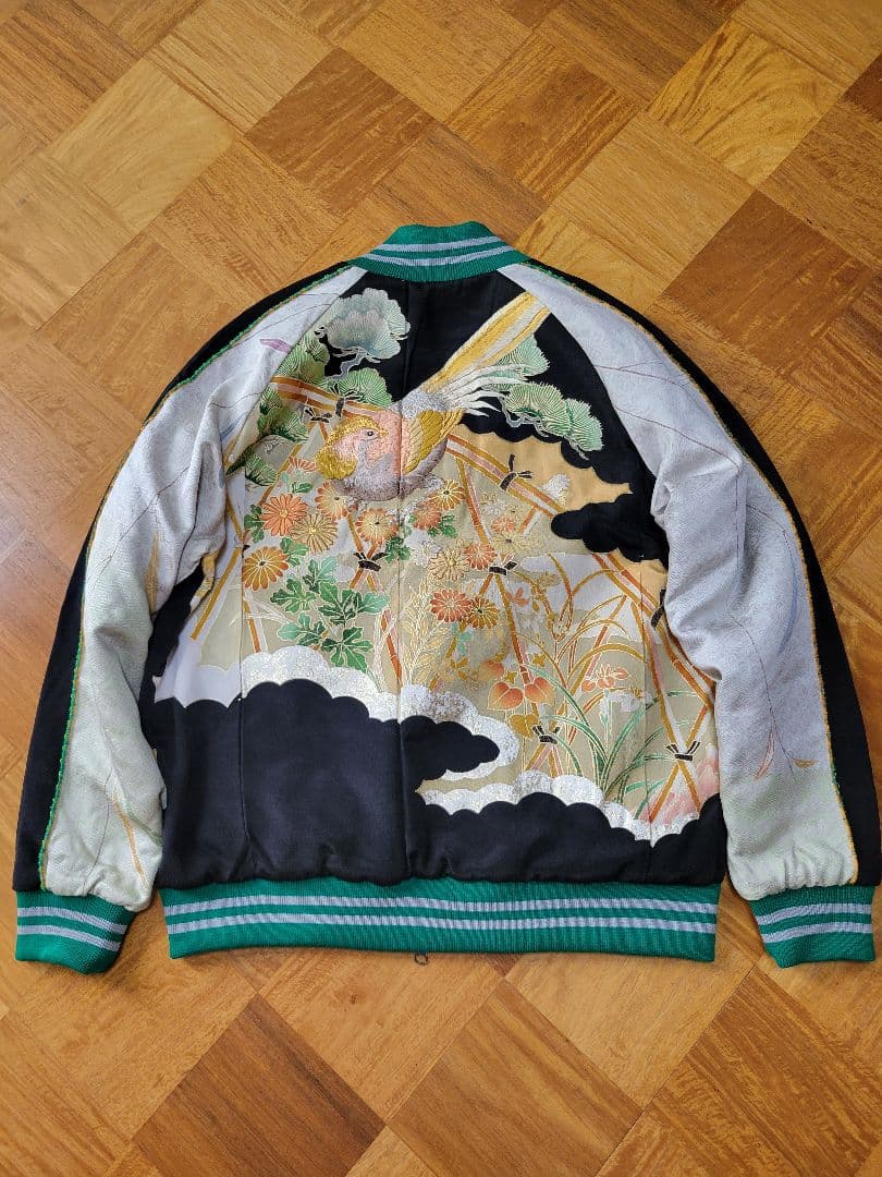 め1223着物リメイク正絹古布黒留袖江戸褄ヴィンテージスカジャンハンドメイド