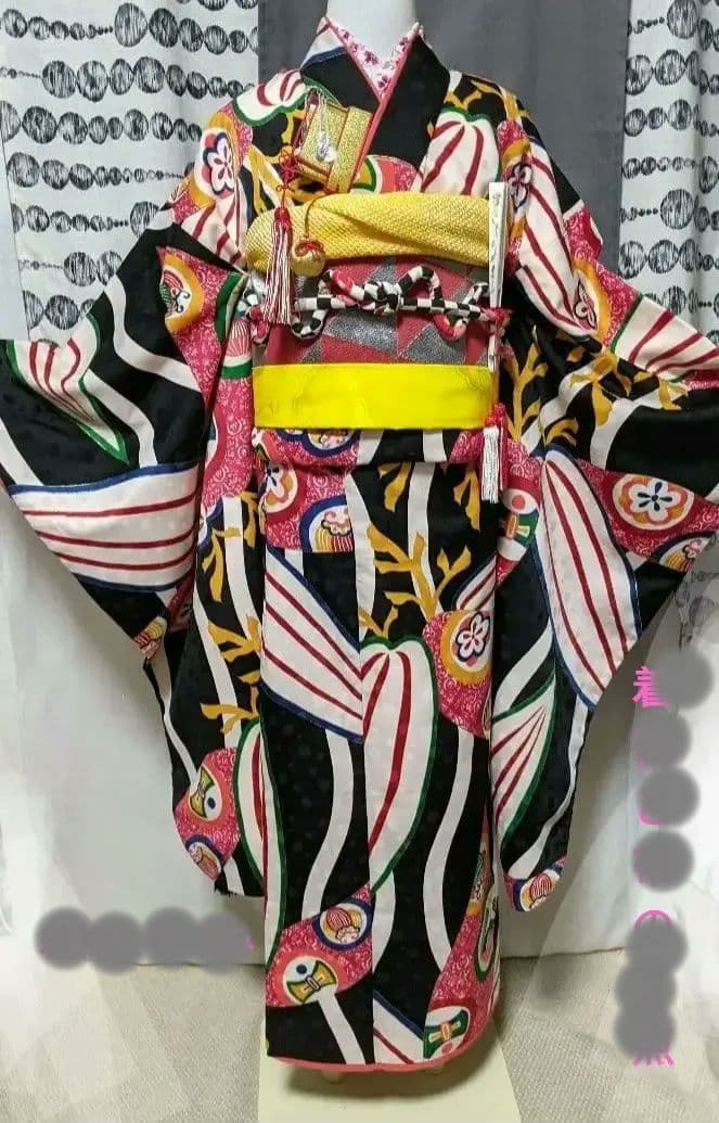 未使用美品七五三　モダンアンテナ着物のみの出品です★７歳