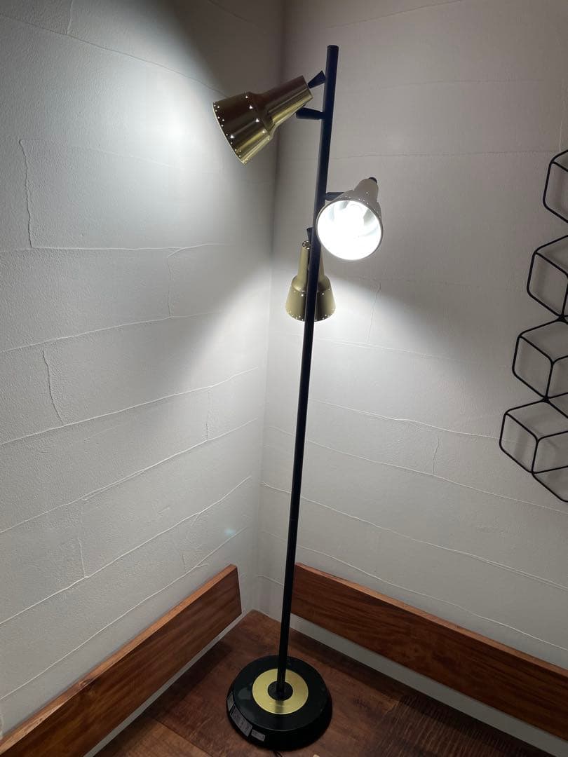 アートワークスタジオ　スタンドライト