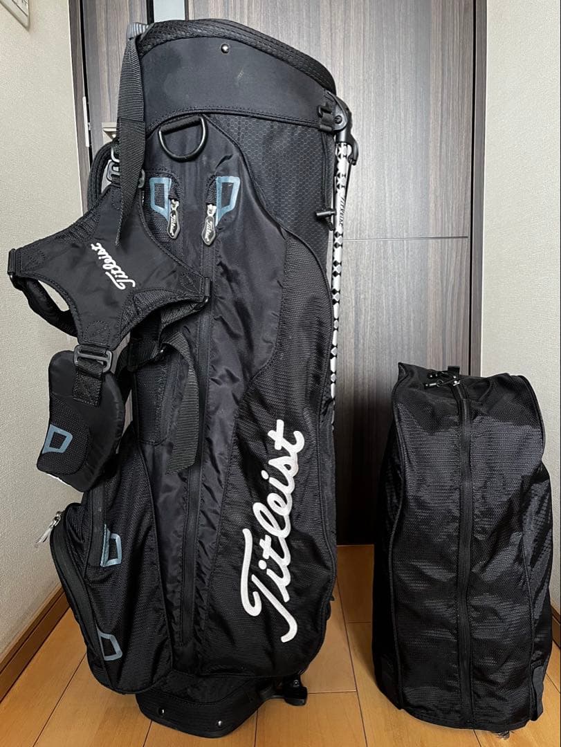 良品Titleistタイトリスト スタンド式キャディバッグ 軽量　９型　ブラック