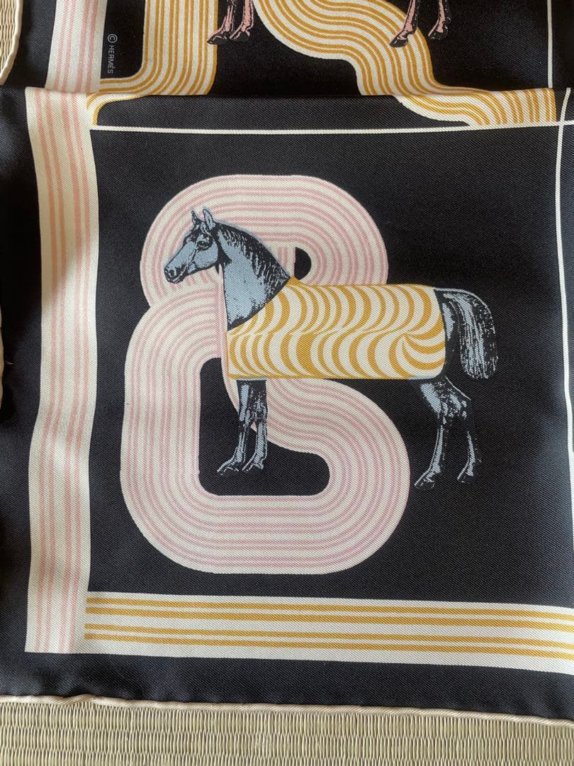新品　未使用　Hermès エルメス　カレ45 ガヴロッシュ