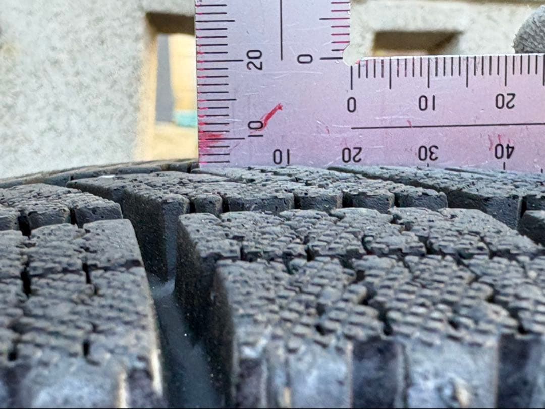 【美品】ナイトロパワー M10 PERSHING 175/80r14スタッドレス