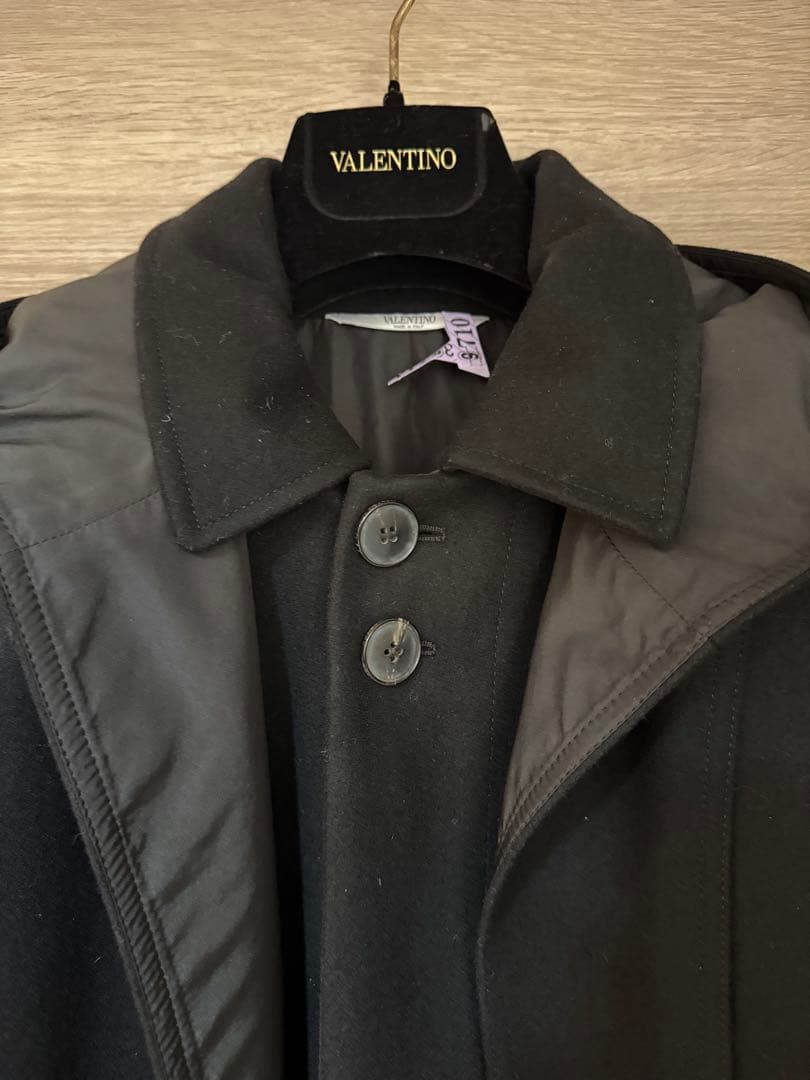 正規 VALENTINO ヴァレンティノ コート 黒 フード付