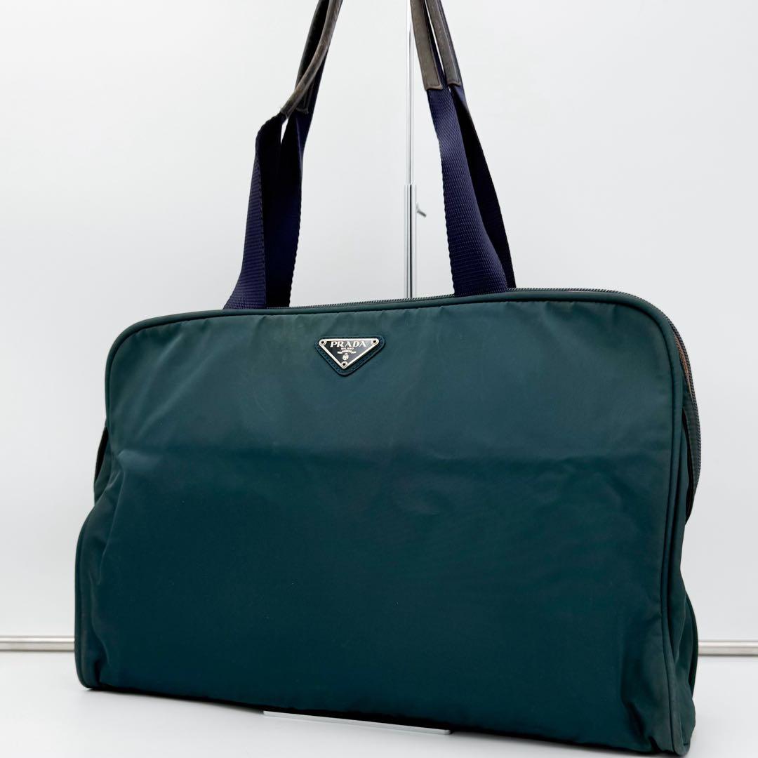 正規品 PRADA ナイロントートバッグ 三角プレート ビジネス 軽量 カーキ