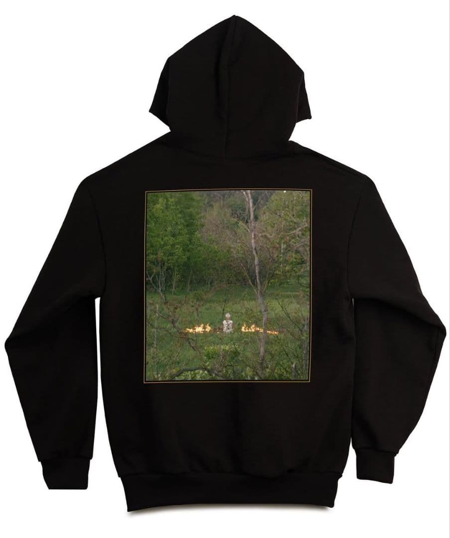 e*1様 A24 × Online Ceramics　ヘレディタリー　映画　パー