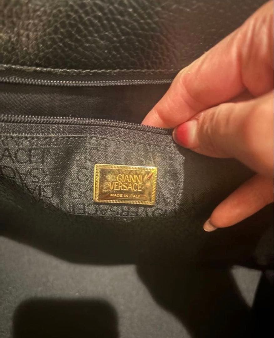 GIANNI VERSACE ブラックレザートートバッグ